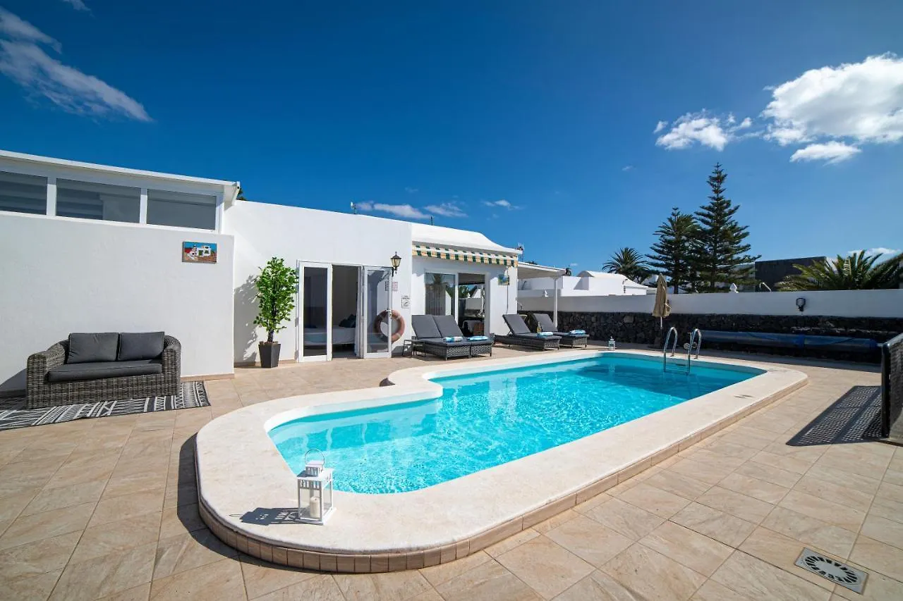 Villa Amigo Puerto del Carmen  0*, Puerto del Carmen (Lanzarote)